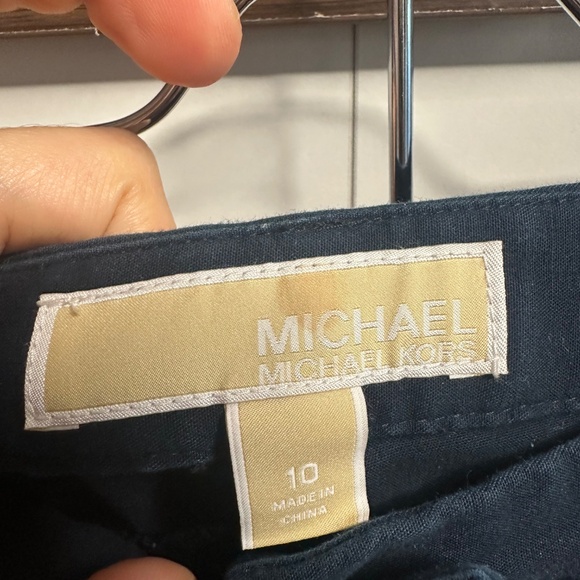 Michael Michael Kors Navy Ankle Pants with Gold Zipper Detail – Size 10 - Picture 5 of 7